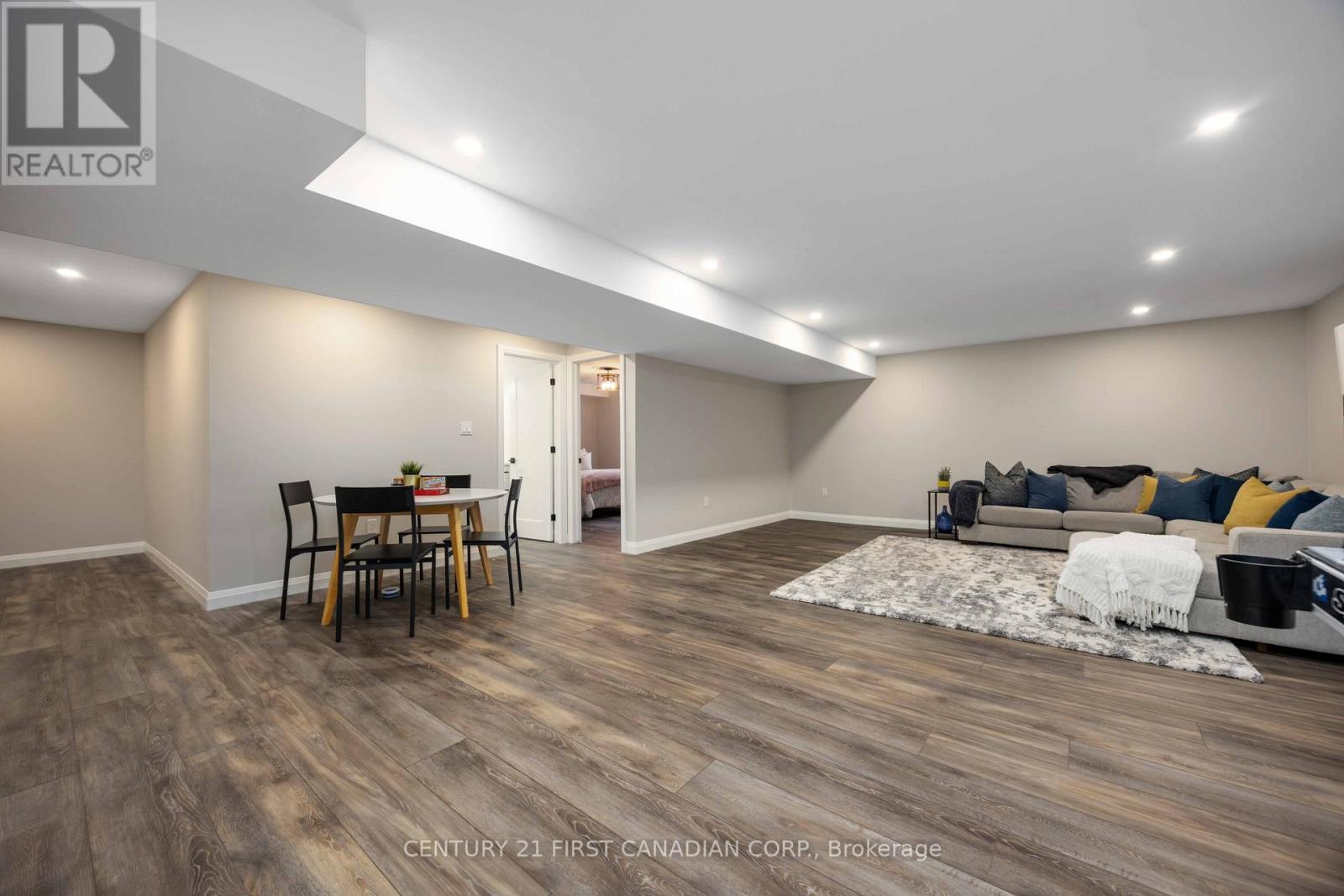 479 Kip Lane, Plympton-Wyoming (Plympton Wyoming), Ontario  N0N 1T0 - Photo 19 - X12285793