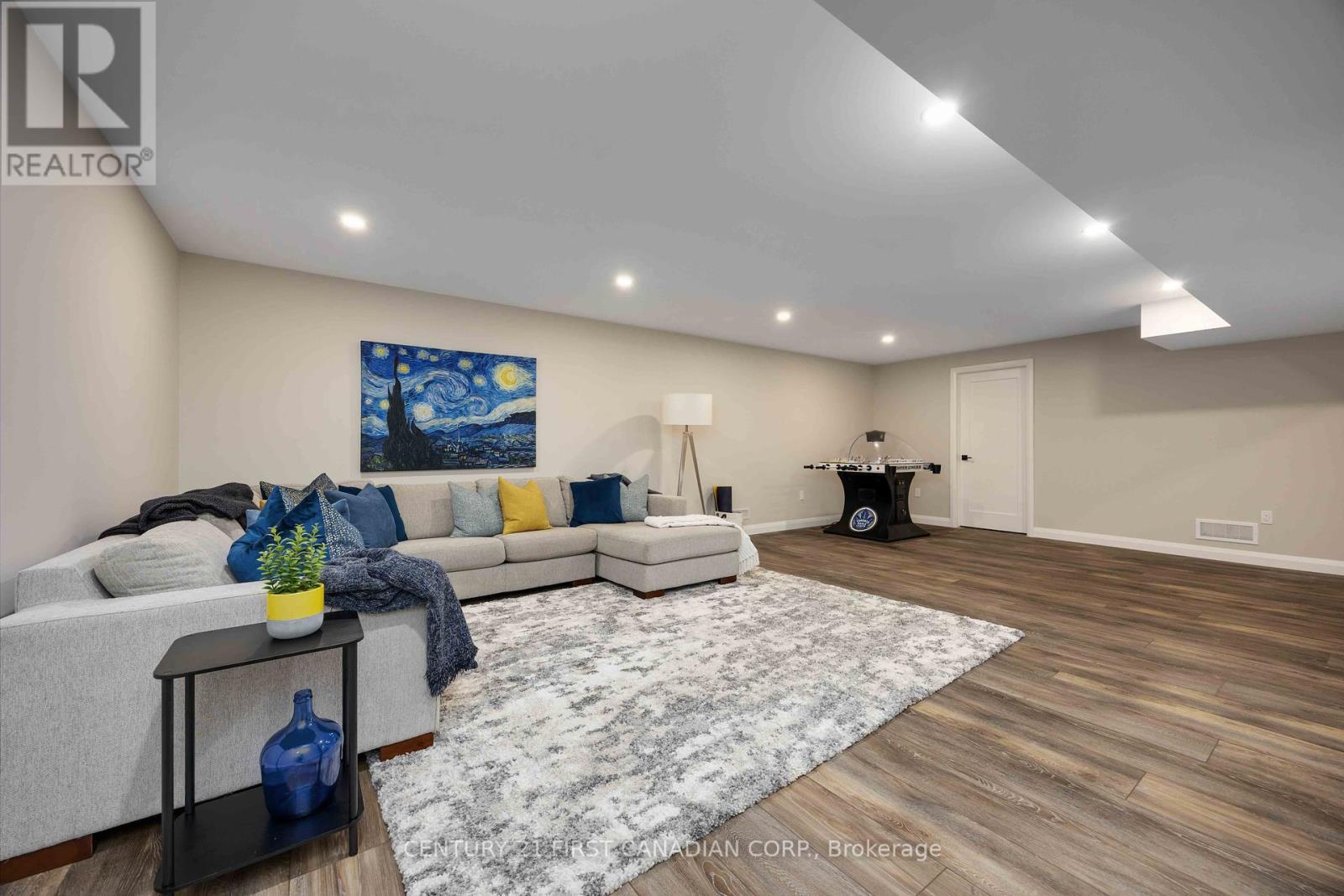 479 Kip Lane, Plympton-Wyoming (Plympton Wyoming), Ontario  N0N 1T0 - Photo 21 - X12285793