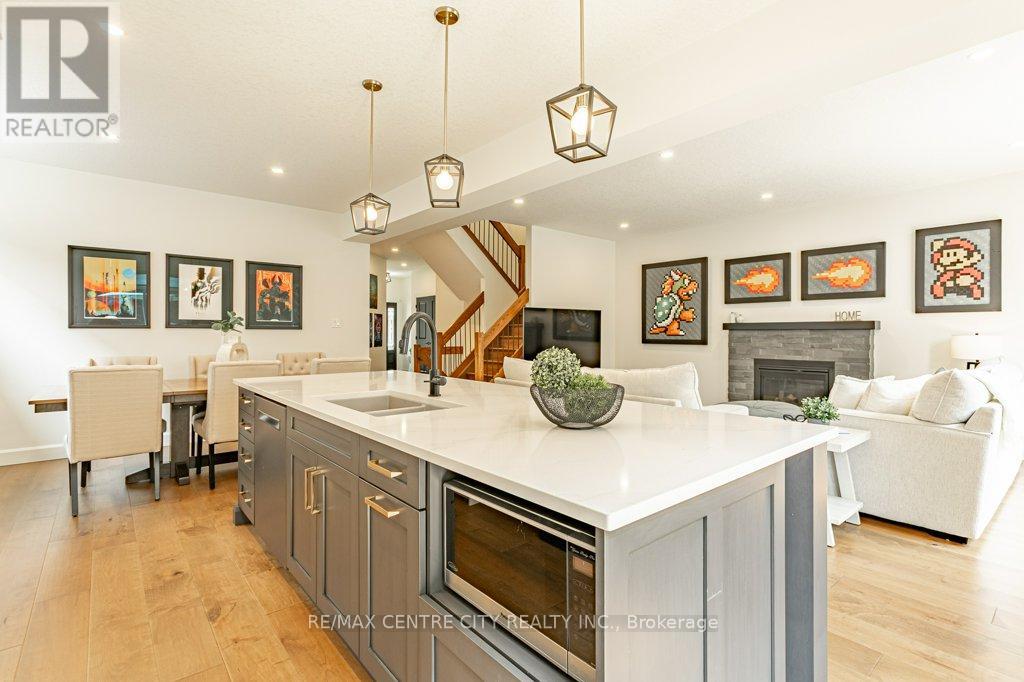 2117 Linkway Boulevard, London South, Ontario  N6K 0K8 - Photo 14 - X12285796