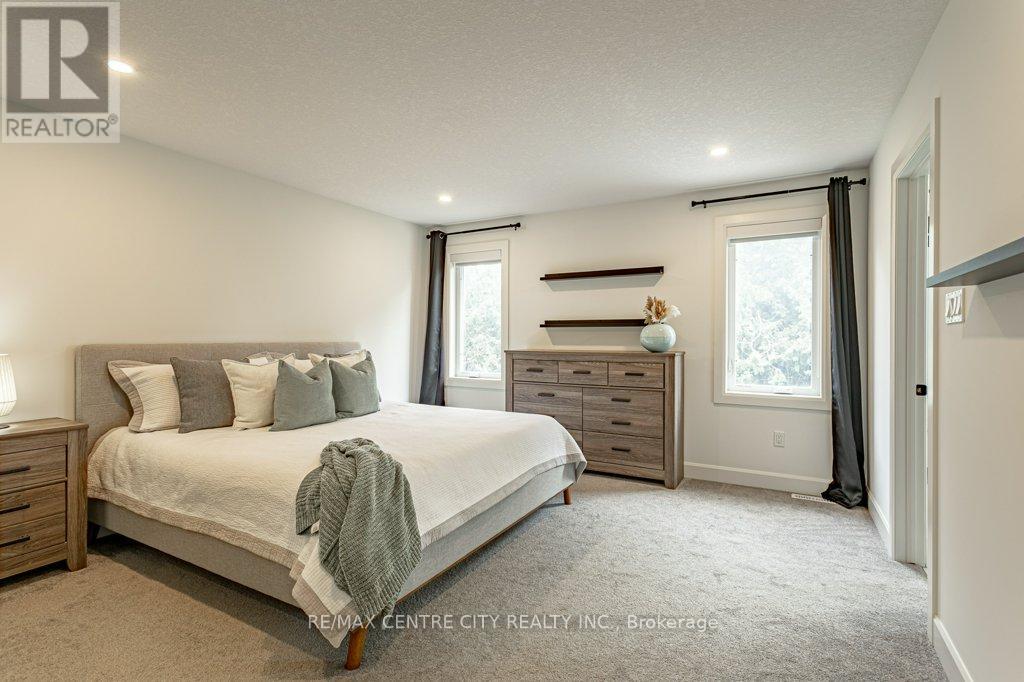 2117 Linkway Boulevard, London South, Ontario  N6K 0K8 - Photo 19 - X12285796