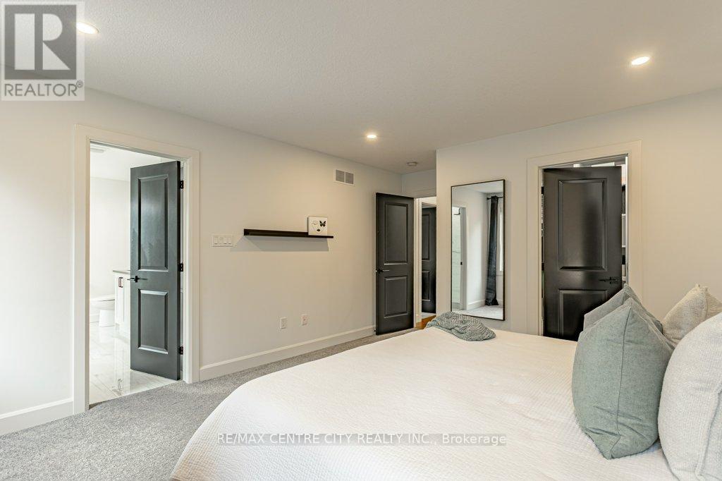 2117 Linkway Boulevard, London South, Ontario  N6K 0K8 - Photo 20 - X12285796