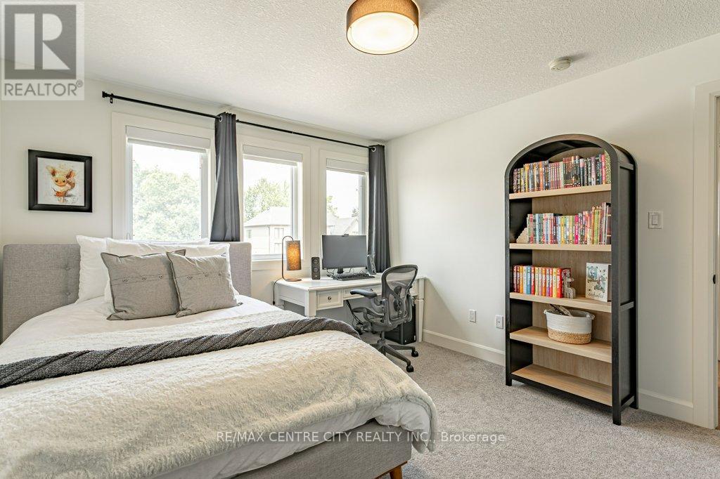 2117 Linkway Boulevard, London South, Ontario  N6K 0K8 - Photo 26 - X12285796