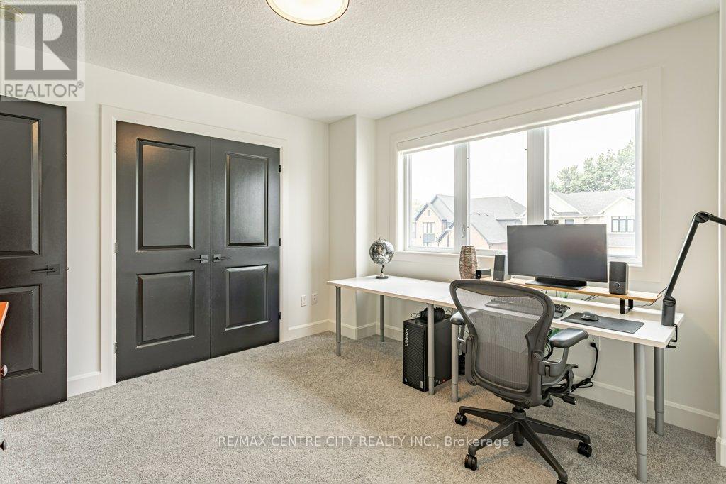 2117 Linkway Boulevard, London South, Ontario  N6K 0K8 - Photo 28 - X12285796