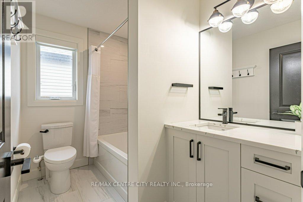 2117 Linkway Boulevard, London South, Ontario  N6K 0K8 - Photo 29 - X12285796