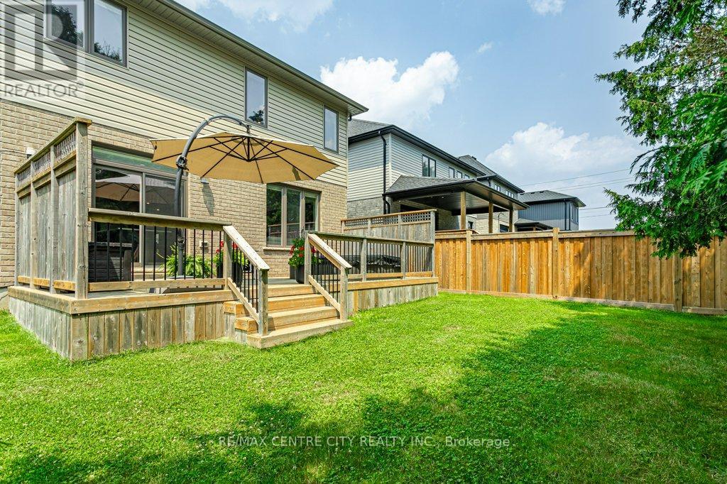 2117 Linkway Boulevard, London South, Ontario  N6K 0K8 - Photo 34 - X12285796