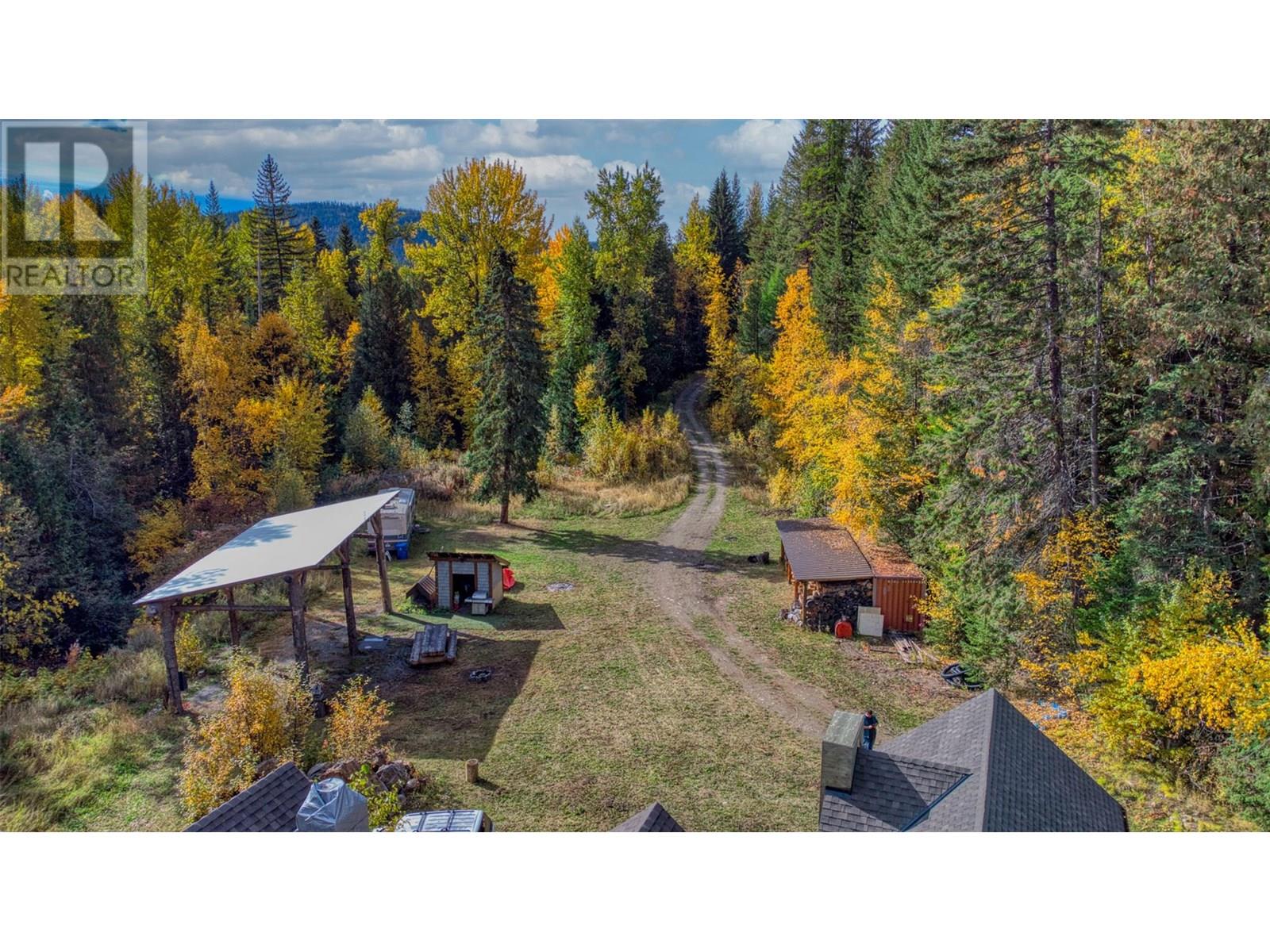 8726 Forsberg Road, Vernon, British Columbia  V1B 3M6 - Photo 14 - 10356007