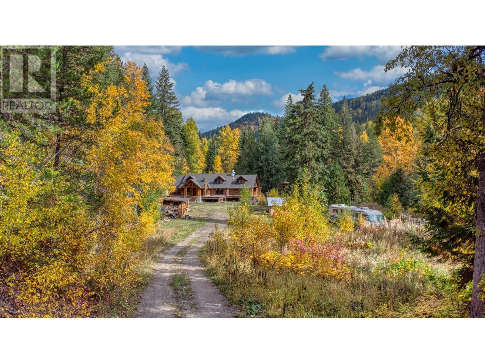 8726 Forsberg Road, Vernon, British Columbia  V1B 3M6 - Photo 13 - 10356007