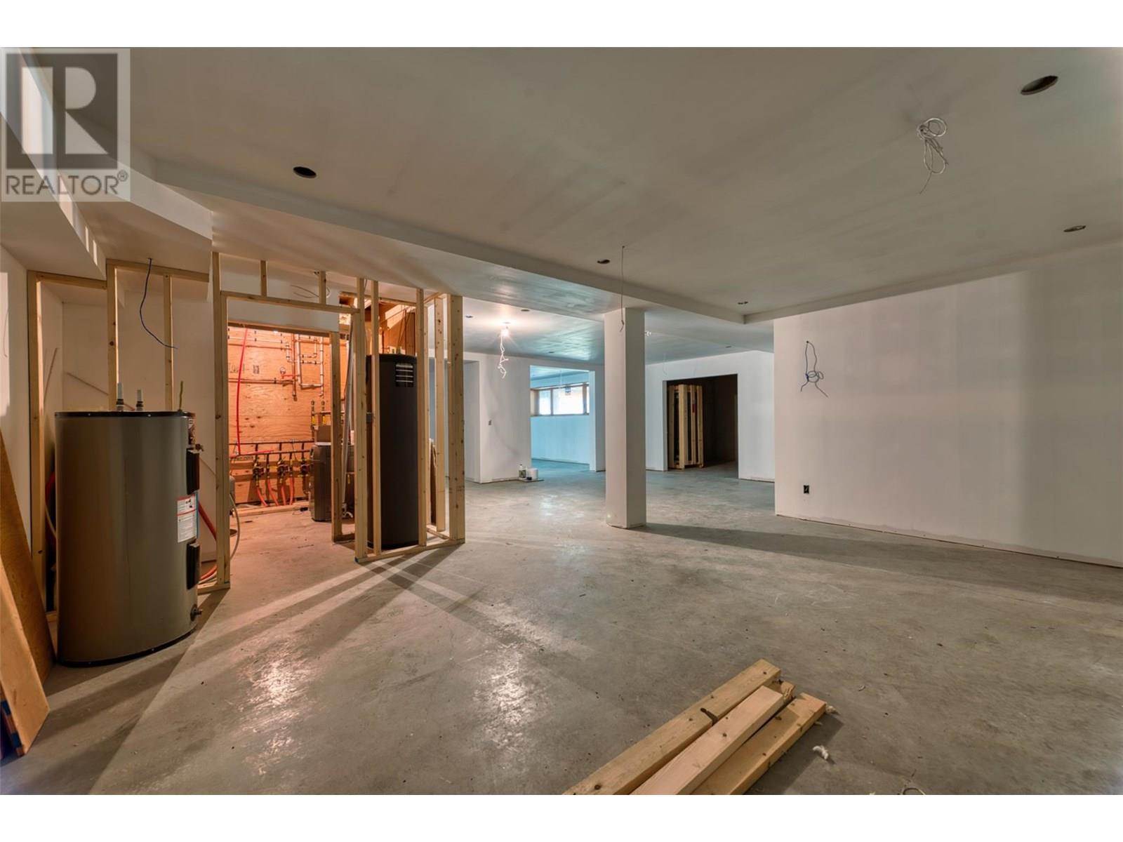 8726 Forsberg Road, Vernon, British Columbia  V1B 3M6 - Photo 51 - 10356007