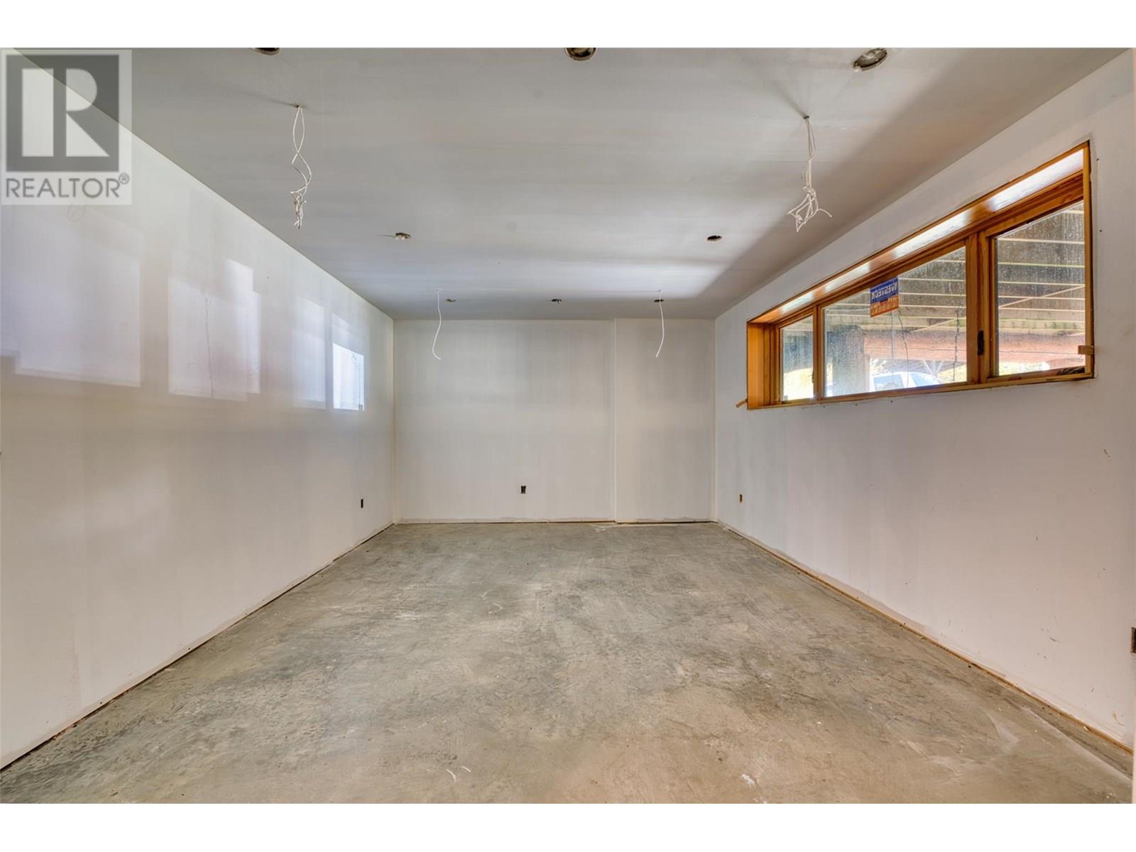 8726 Forsberg Road, Vernon, British Columbia  V1B 3M6 - Photo 52 - 10356007