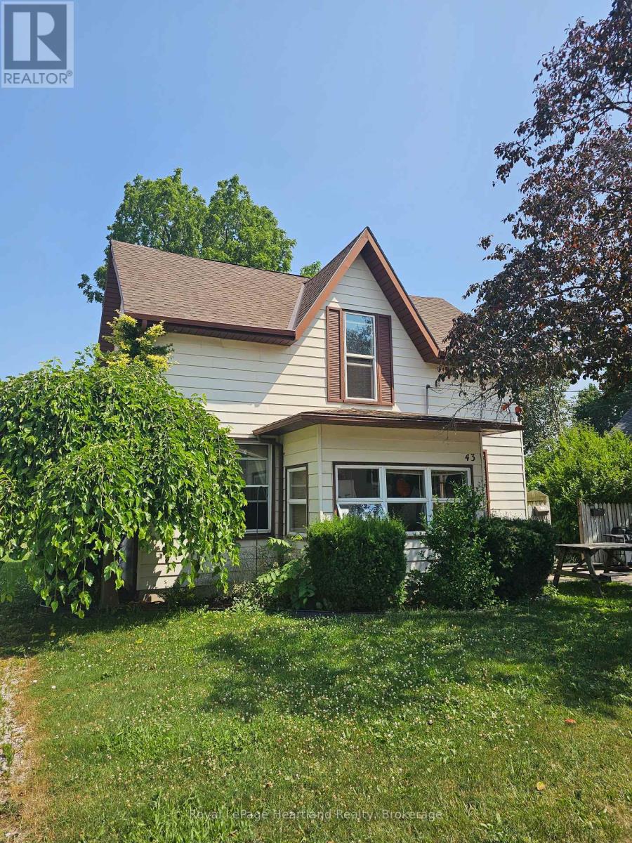 43 Trafalgar Street, Goderich, Ontario  N7A 1T3 - Photo 13 - X12144984