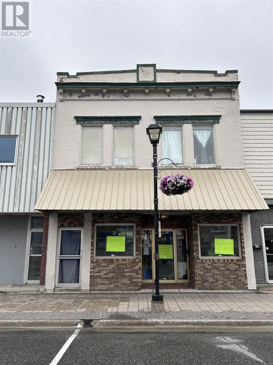 214 Scott St, Fort Frances, Ontario  P9A 1G7 - Photo 1 - TB252154