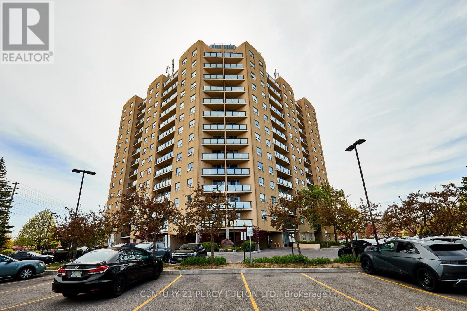 Property at 102 - 2 WESTNEY ROAD N image 2