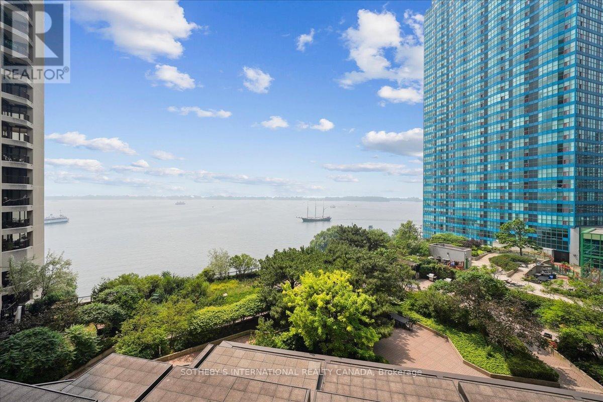 1110 - 65 Harbour Square, Toronto, Ontario  M5J 2L4 - Photo 27 - C12285462