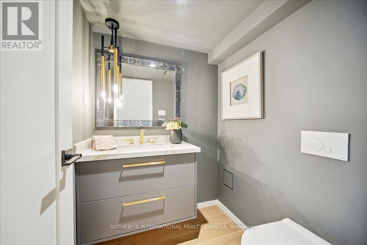 1110 - 65 Harbour Square, Toronto, Ontario  M5J 2L4 - Photo 23 - C12285462