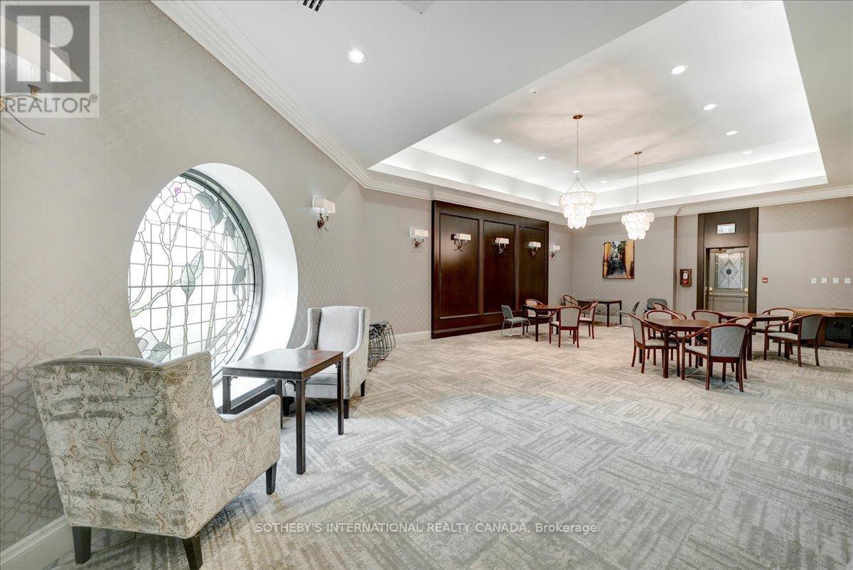 1110 - 65 Harbour Square, Toronto (Waterfront Communities), Ontario  M5J 2L4 - Photo 32 - C12285462