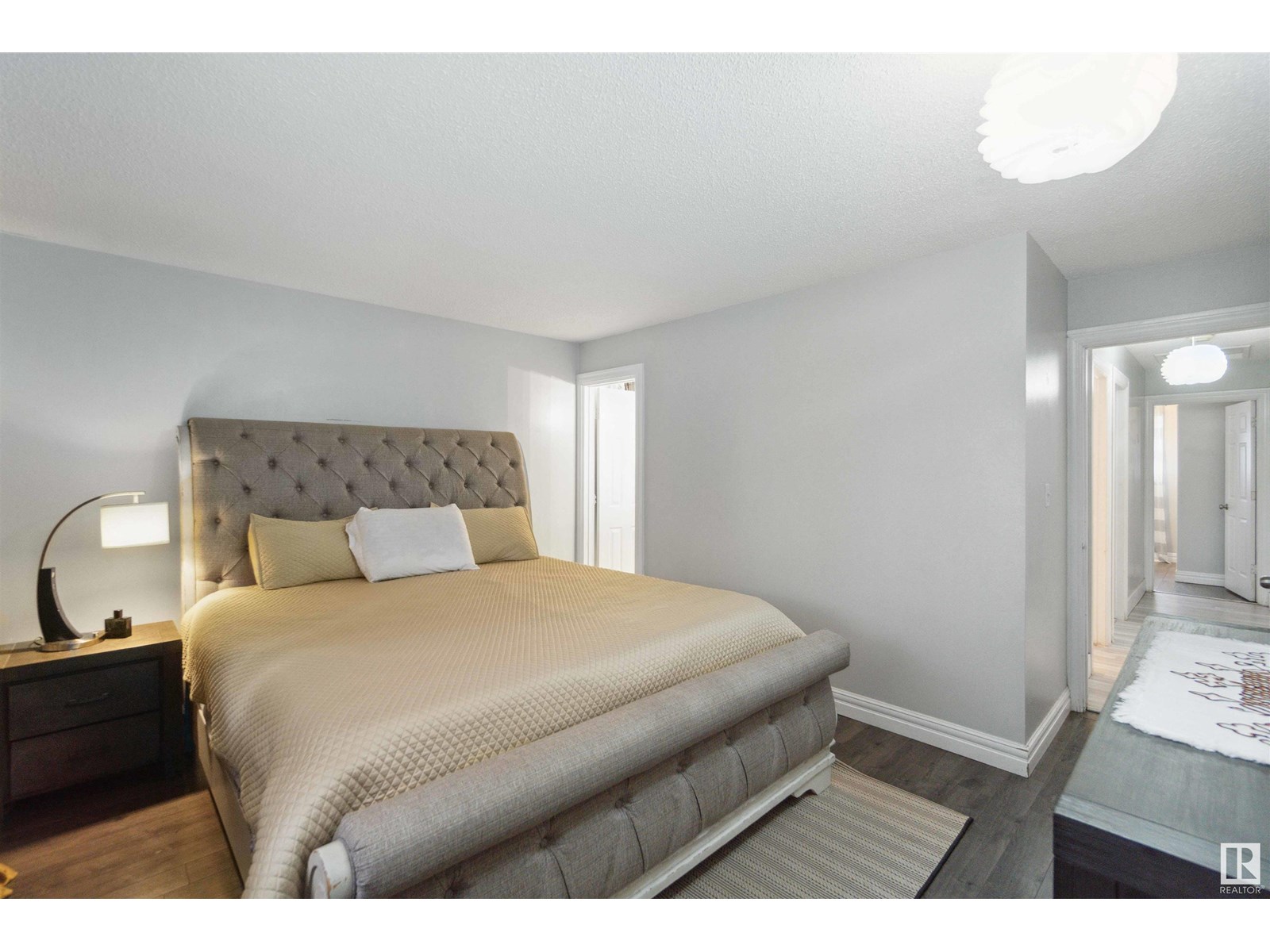 Property at 11439 145 AV NW image 5