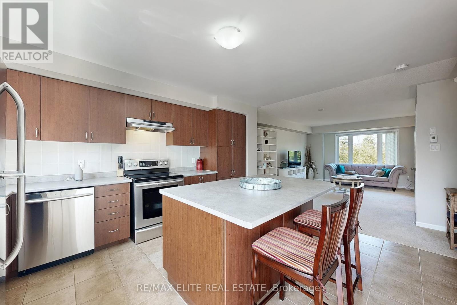 15931 Bayview Avenue, Aurora, Ontario  L4G 0S3 - Photo 16 - N12285740