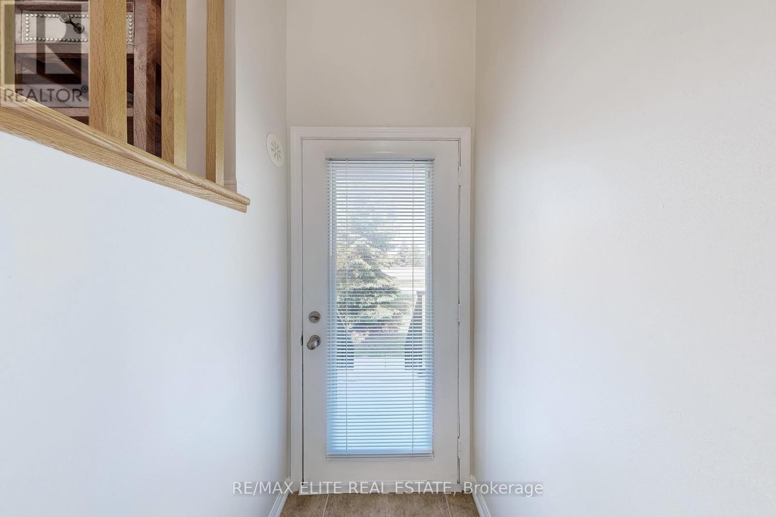 15931 Bayview Avenue, Aurora, Ontario  L4G 0S3 - Photo 19 - N12285740