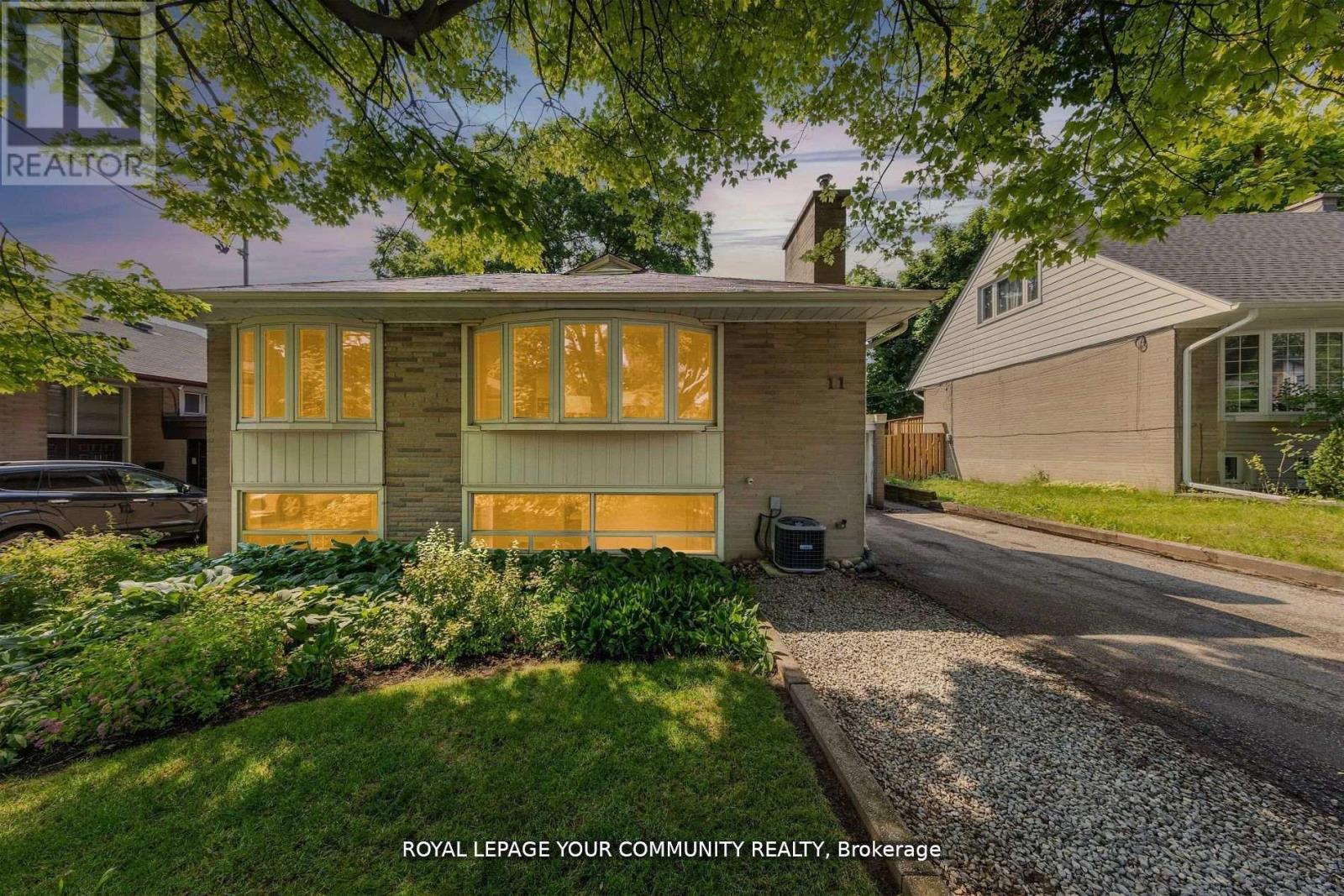 Property at 11 BRAYWIN DRIVE image 3