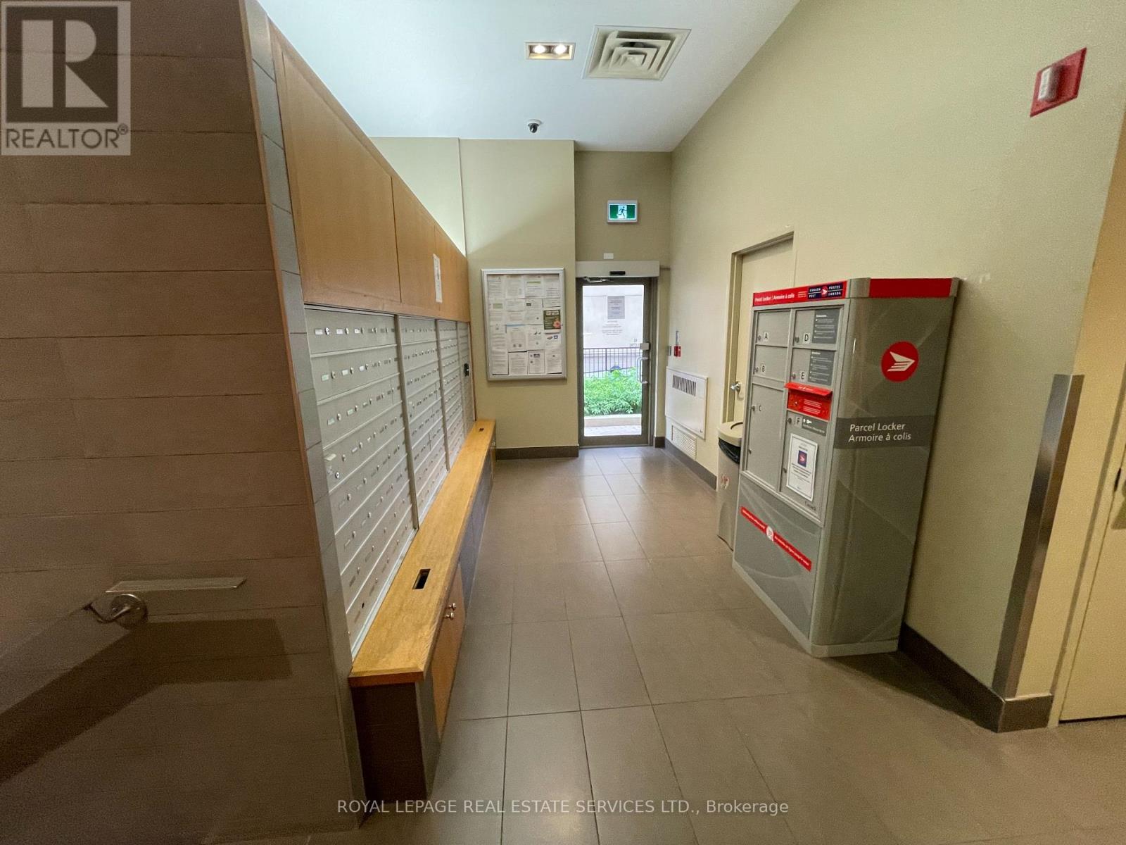 1105 - 4 Elsinore Path, Toronto, Ontario  M8V 4G7 - Photo 14 - W12285664