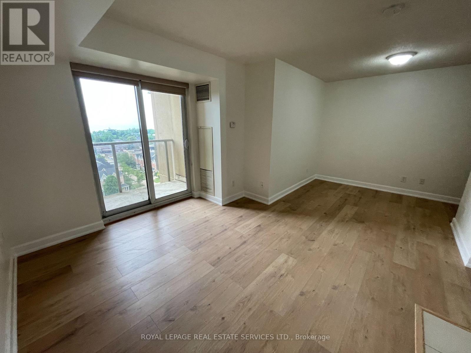 1105 - 4 Elsinore Path, Toronto, Ontario  M8V 4G7 - Photo 7 - W12285664