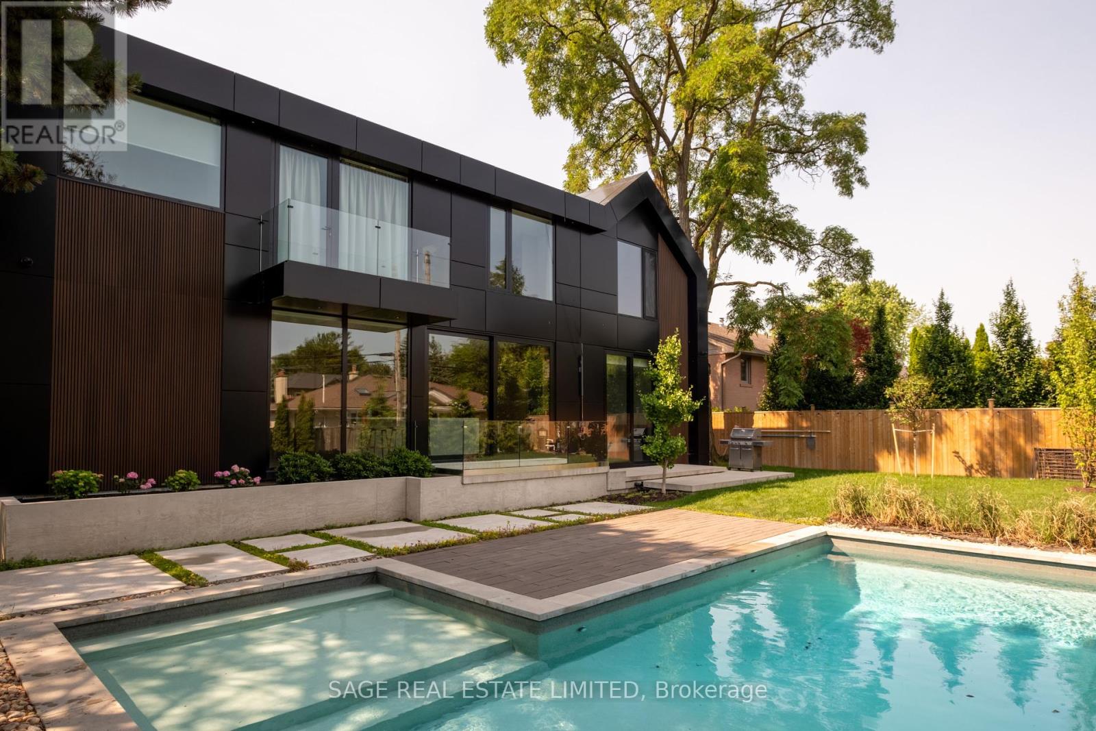 Property at 38 RAVENSBOURNE CRESCENT image 2