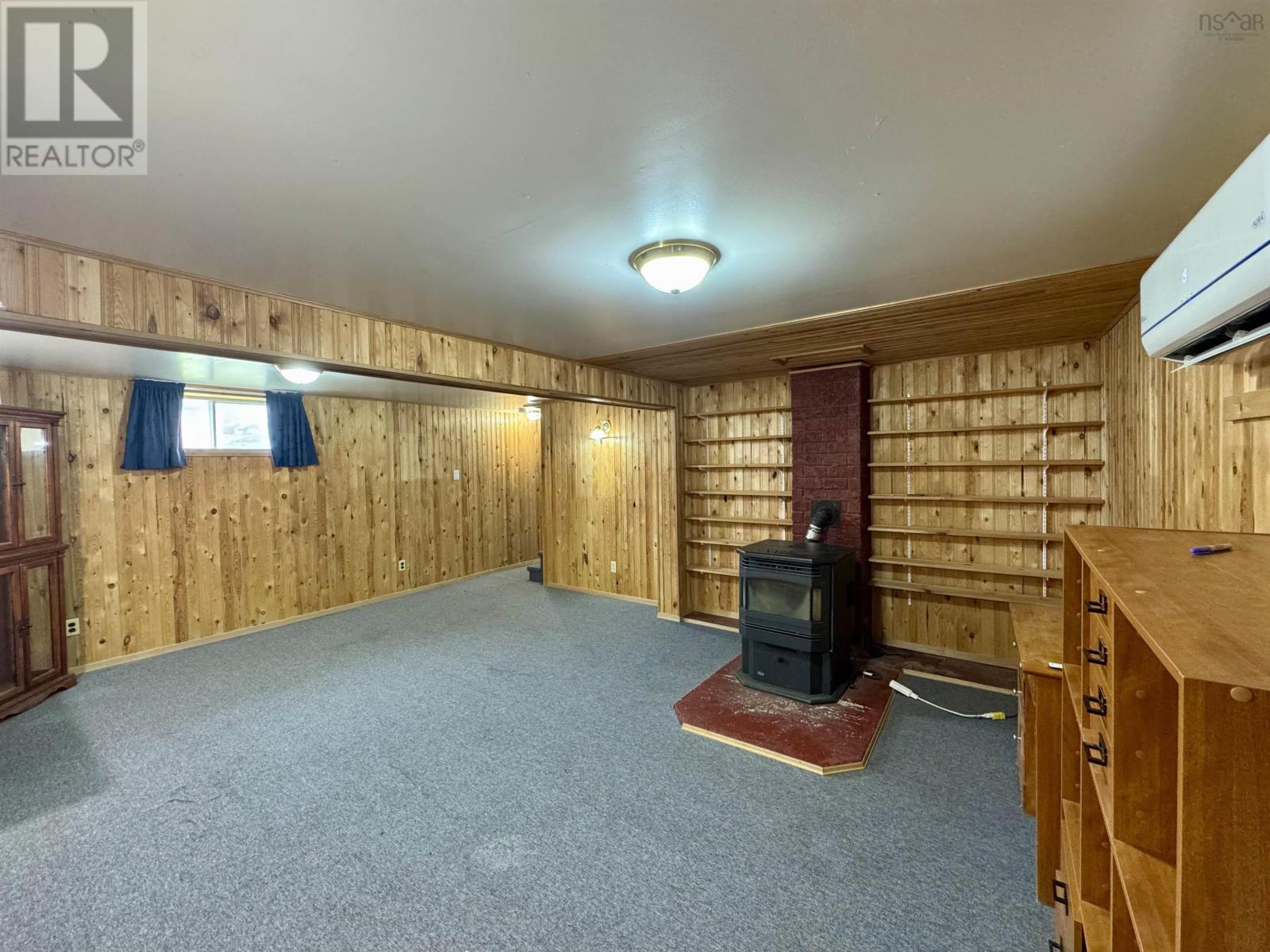 595 Veterans Memorial Drive, Arichat, Nova Scotia  B0E 1A0 - Photo 18 - 202516857