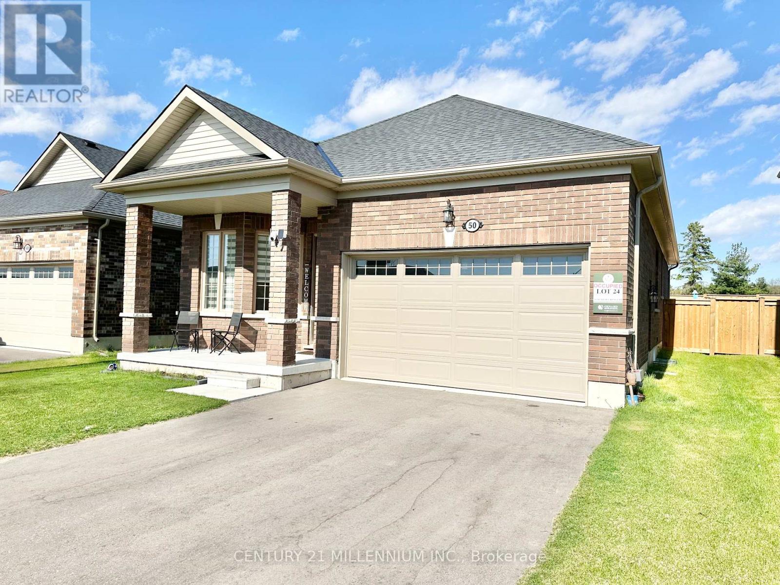 50 Seaton Crescent, Tillsonburg, Ontario  N4G 0J7 - Photo 2 - X12285611