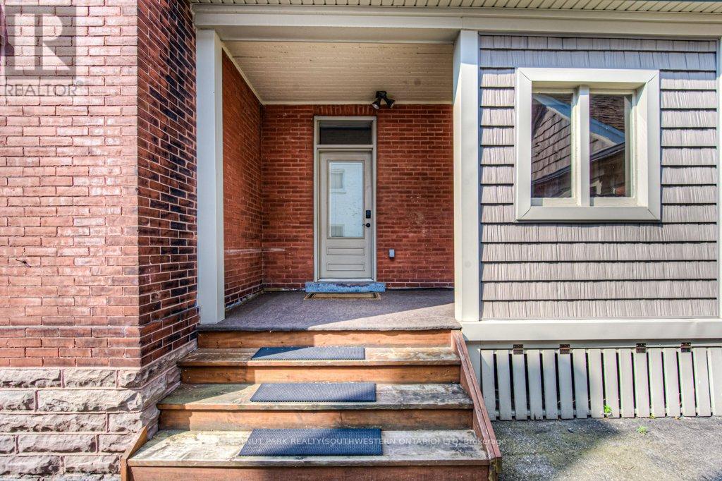 350 Queen Street S, Kitchener, Ontario  N2G 1W7 - Photo 45 - X12285628