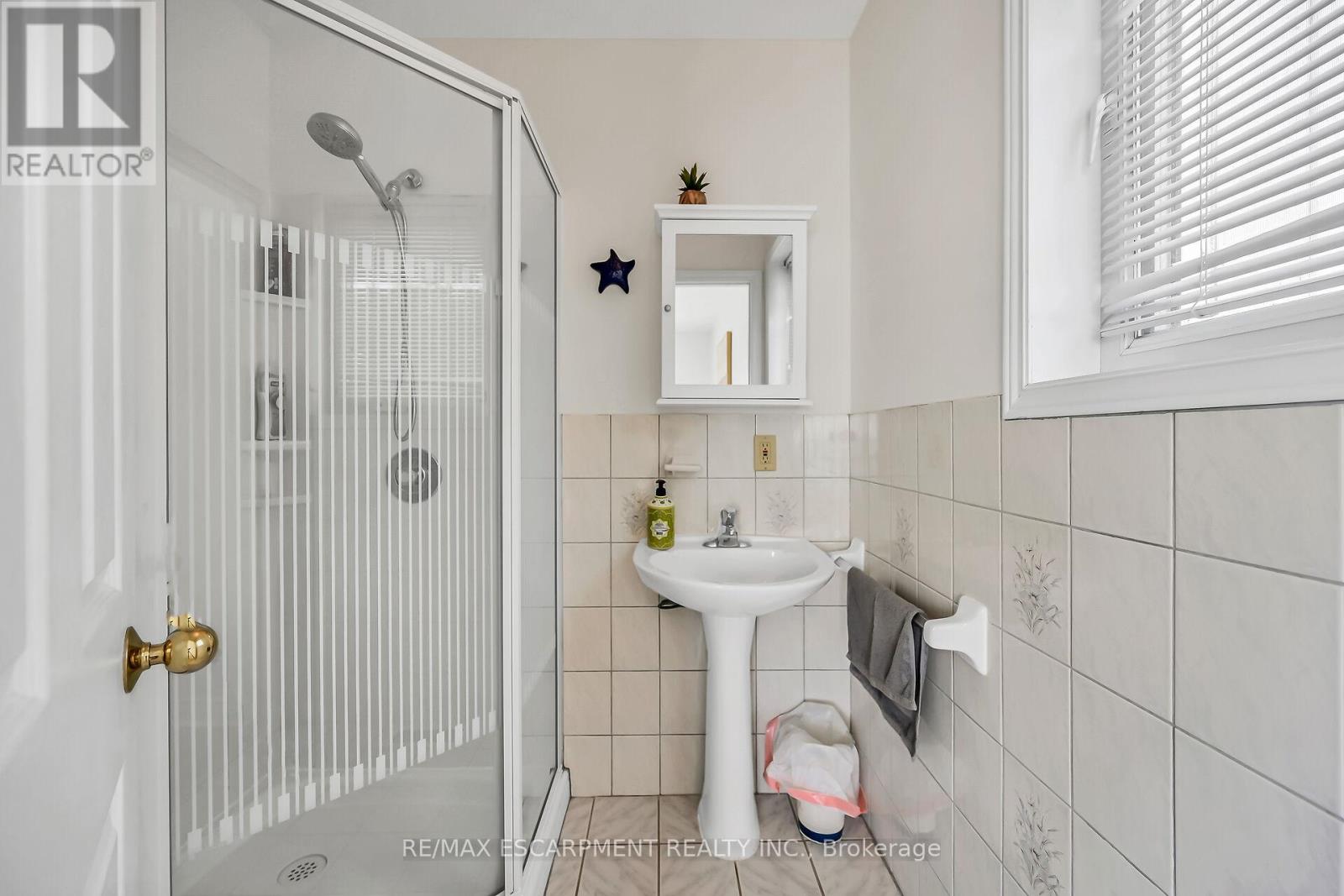 61 Horseshoe Bay Road, Haldimand, Ontario  N1A 2W8 - Photo 19 - X12285748