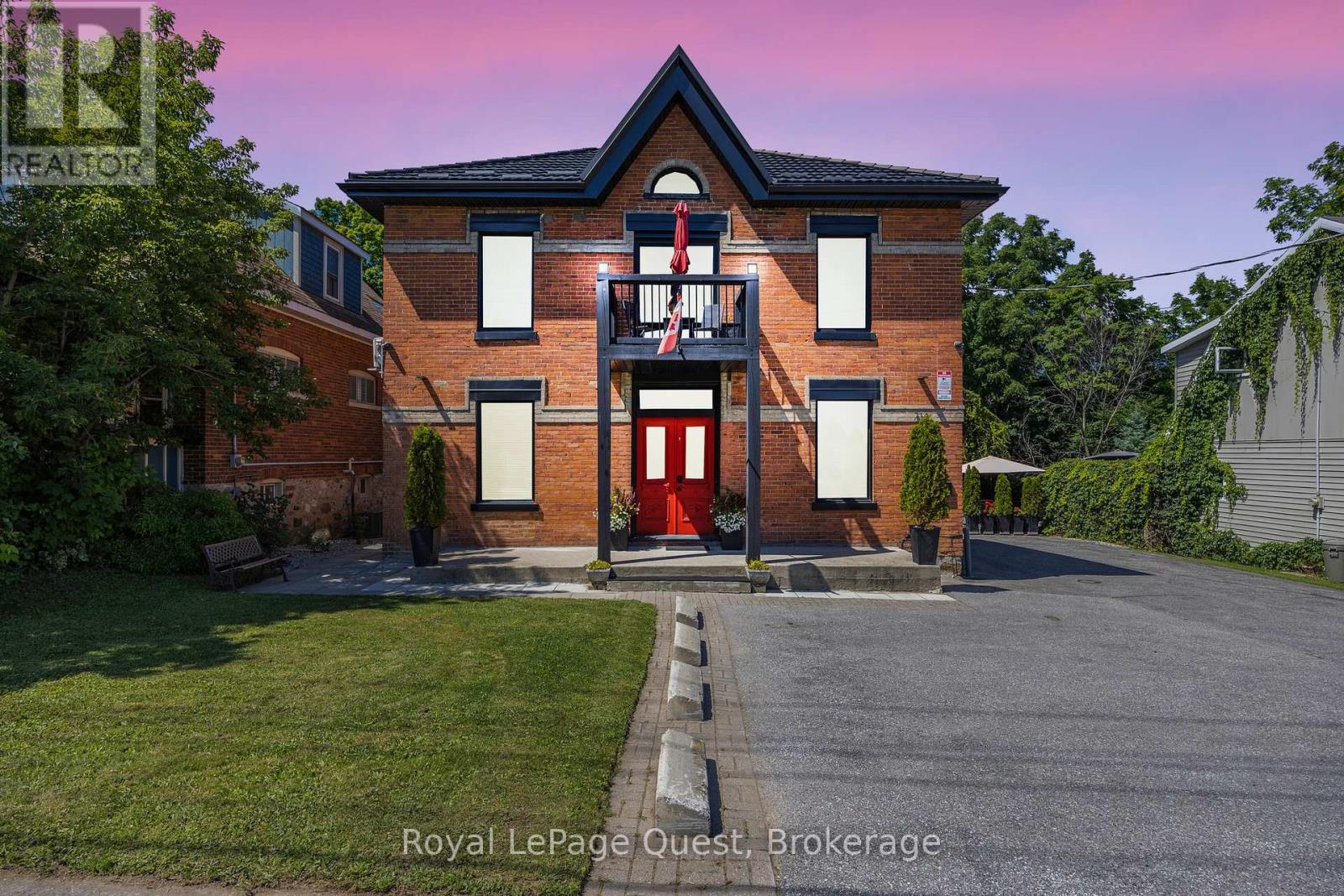 214 Mississaga Street W, Orillia, Ontario  L3V 3B5 - Photo 4 - S12255290