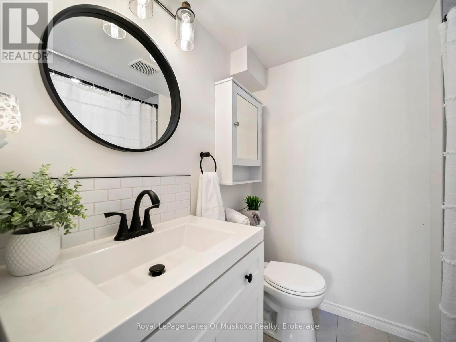 620 Second Avenue, Tay, Ontario  L0K 1R0 - Photo 16 - S12285958