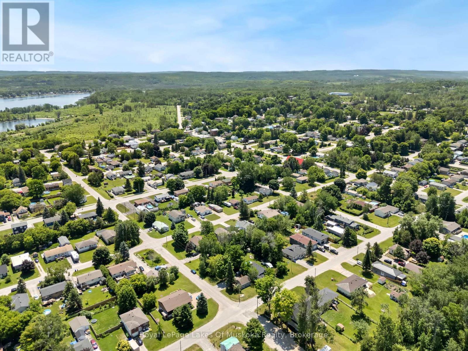 620 Second Avenue, Tay, Ontario  L0K 1R0 - Photo 31 - S12285958