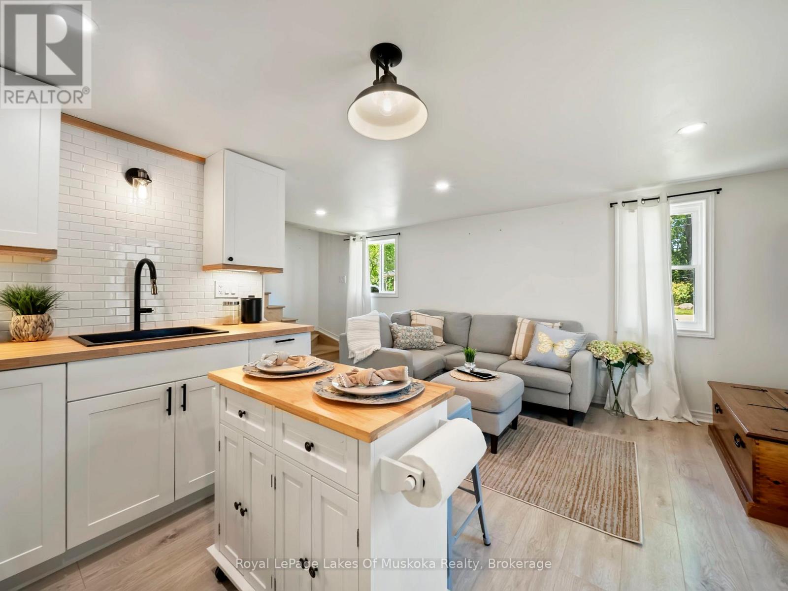 620 Second Avenue, Tay, Ontario  L0K 1R0 - Photo 6 - S12285958
