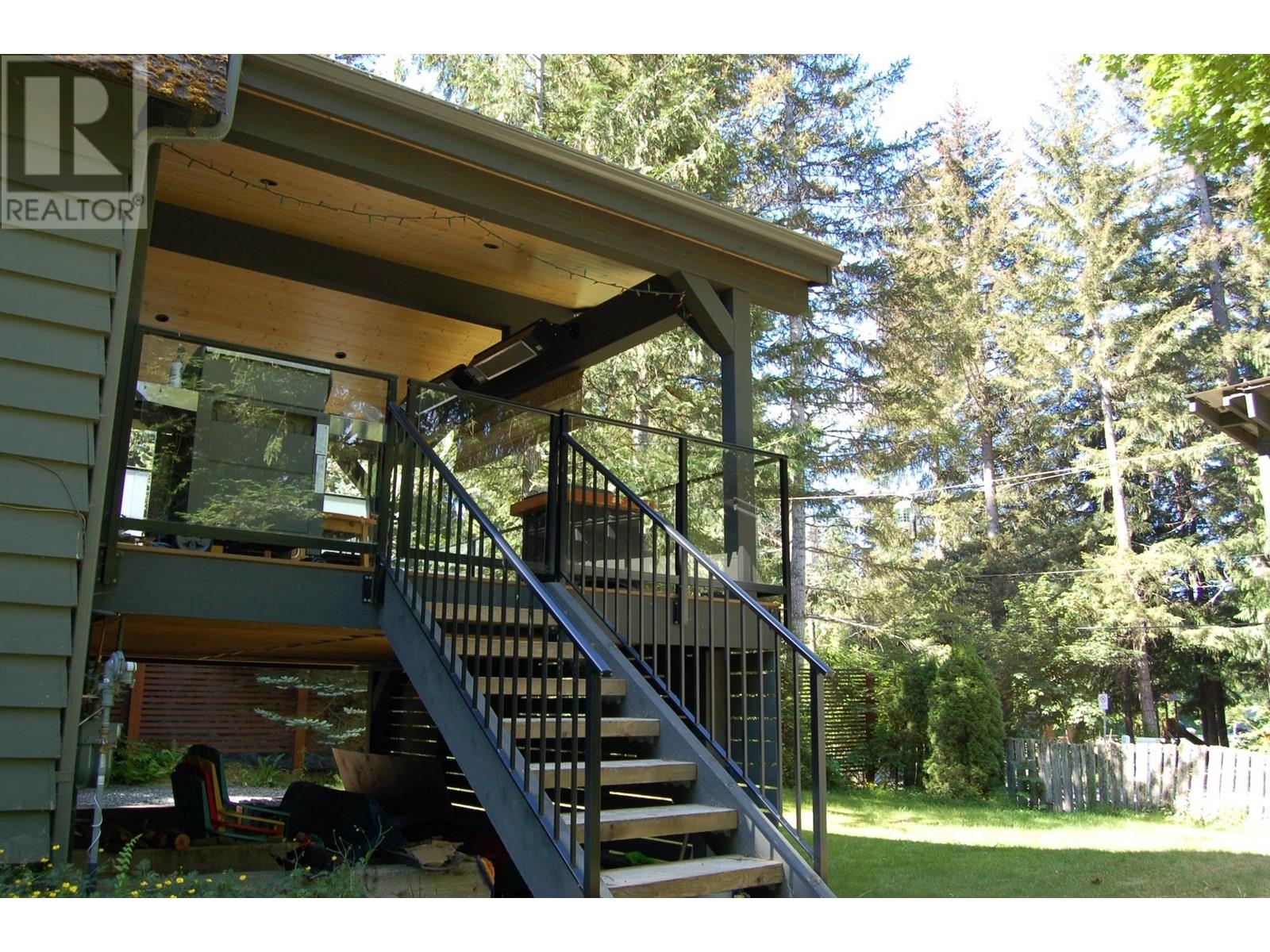 3366 Lakeside Road, Whistler, British Columbia  V8E 0B8 - Photo 3 - R2984058