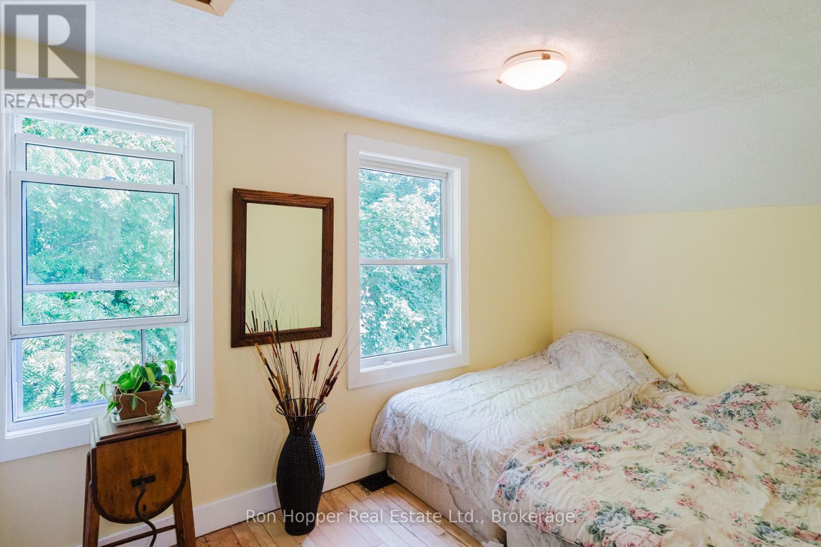 220 2nd Avenue E, Owen Sound, Ontario  N4K 2E6 - Photo 27 - X12285929