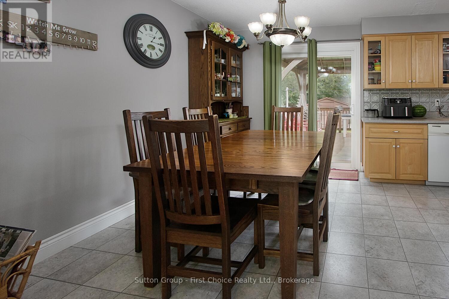 49 Demille Street, Stratford, Ontario  N4Z 1C5 - Photo 15 - X12285947