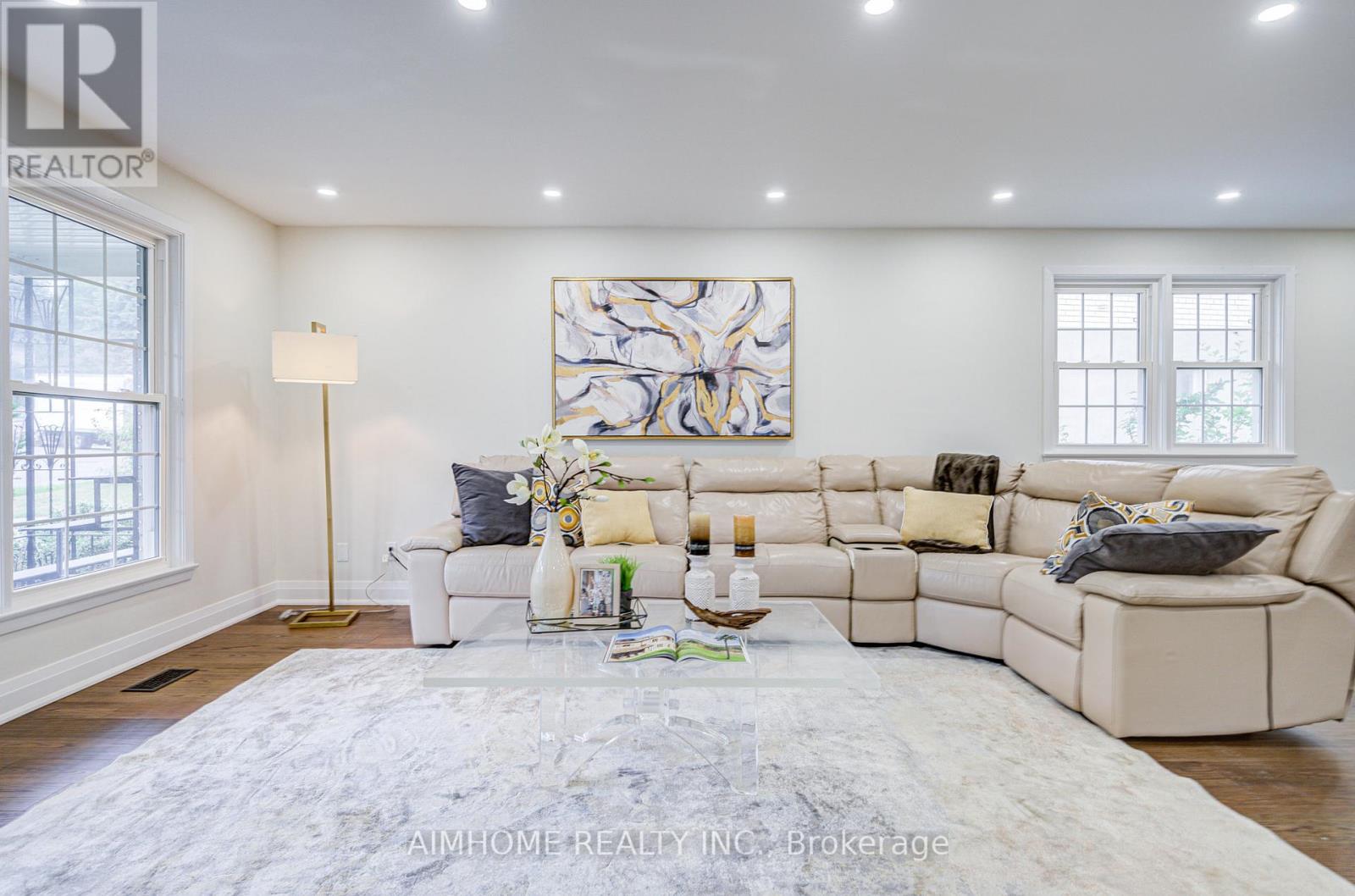 18 Colonnade Road, Toronto, Ontario  M2K 2L5 - Photo 10 - C12285760