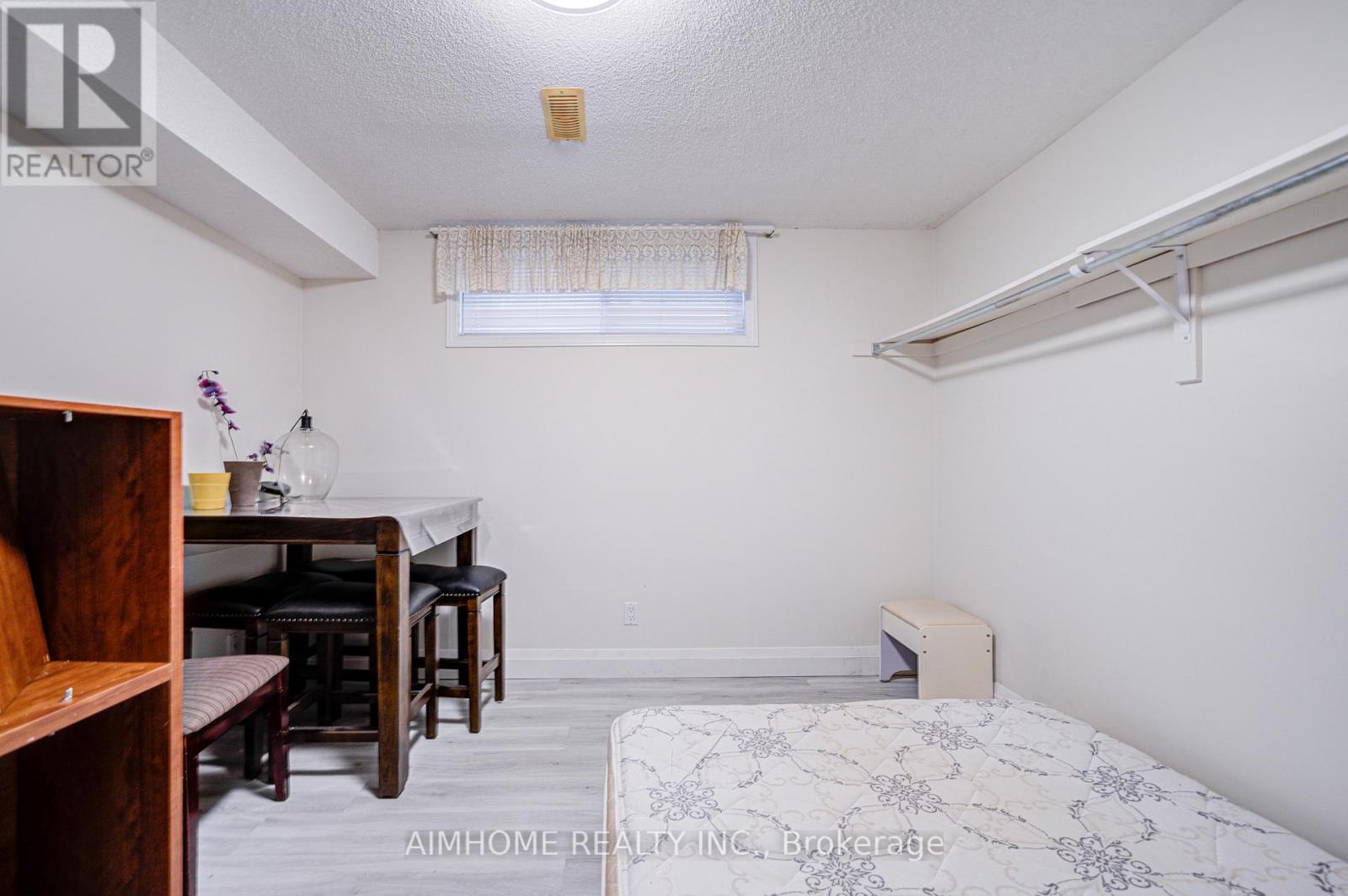 18 Colonnade Road, Toronto, Ontario  M2K 2L5 - Photo 44 - C12285760
