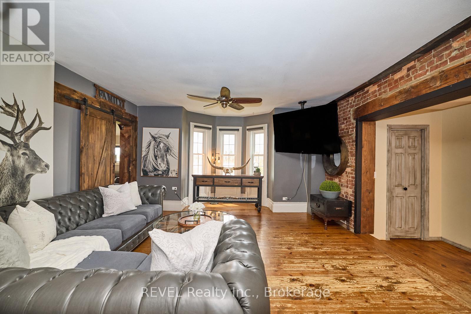 118 River Road, Pelham, Ontario  L0S 1C0 - Photo 15 - X12285968