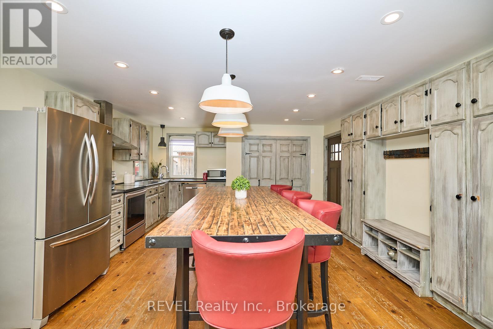 118 River Road, Pelham, Ontario  L0S 1C0 - Photo 9 - X12285968
