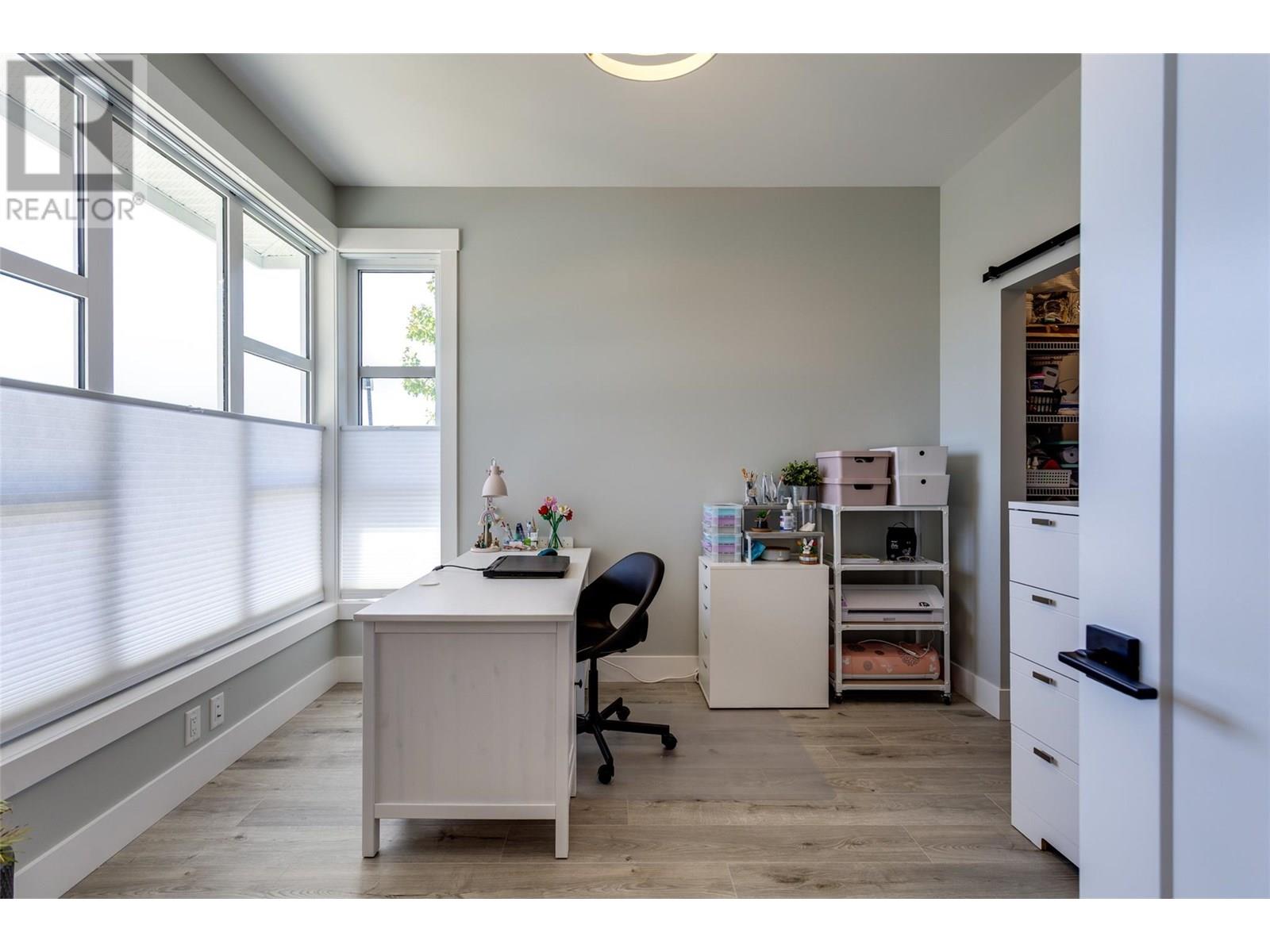 218 Echo Ridge Drive, Kelowna, British Columbia  V1V 0C9 - Photo 10 - 10356063