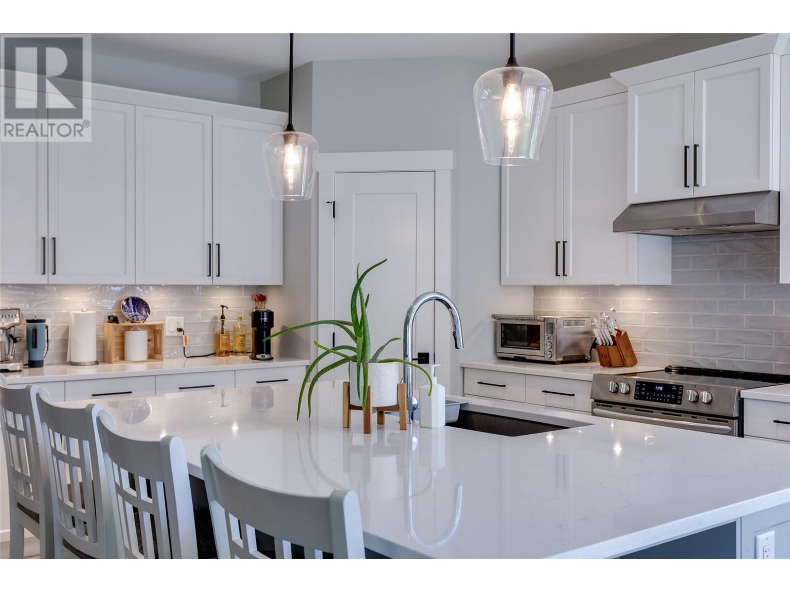 218 Echo Ridge Drive, Kelowna, British Columbia  V1V 0C9 - Photo 16 - 10356063