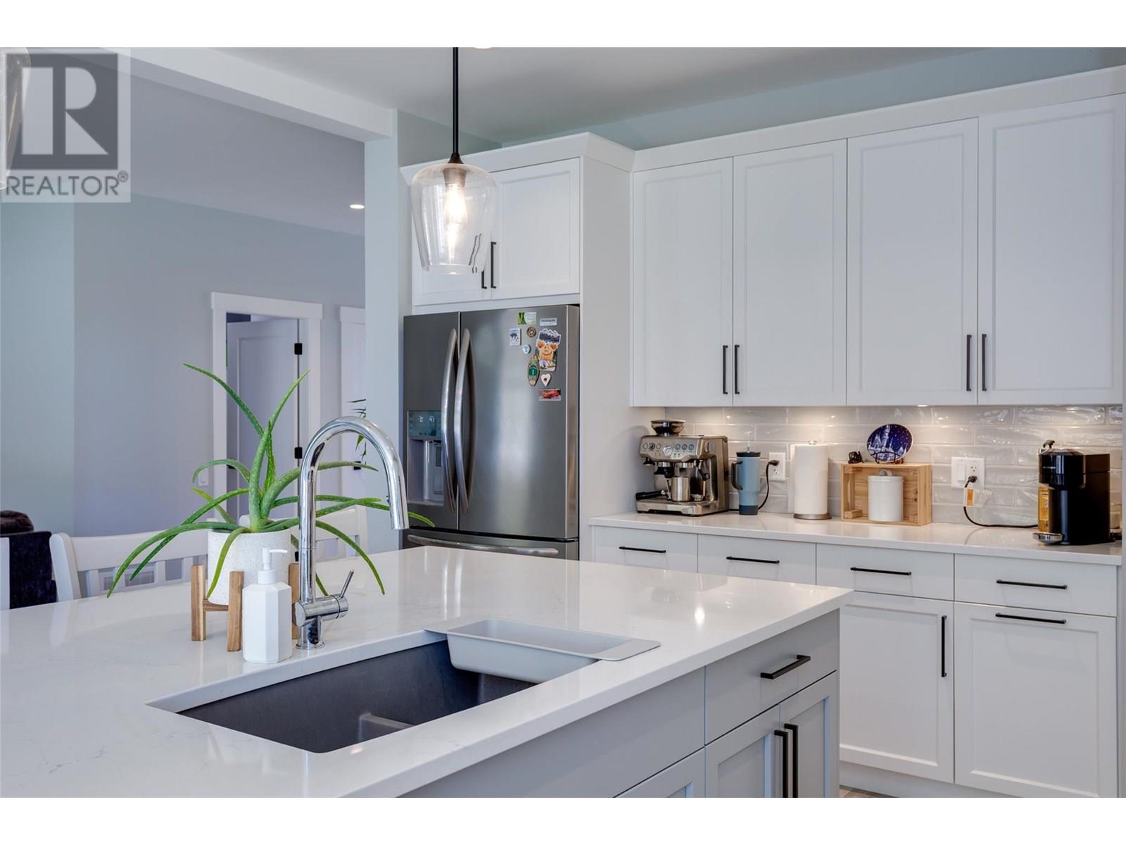 218 Echo Ridge Drive, Kelowna, British Columbia  V1V 0C9 - Photo 18 - 10356063