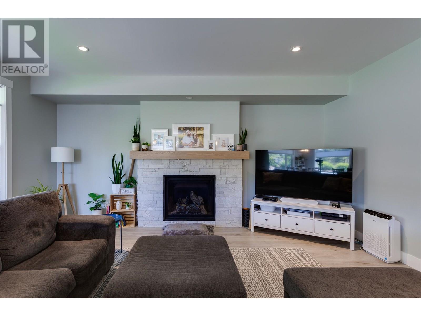 218 Echo Ridge Drive, Kelowna, British Columbia  V1V 0C9 - Photo 26 - 10356063