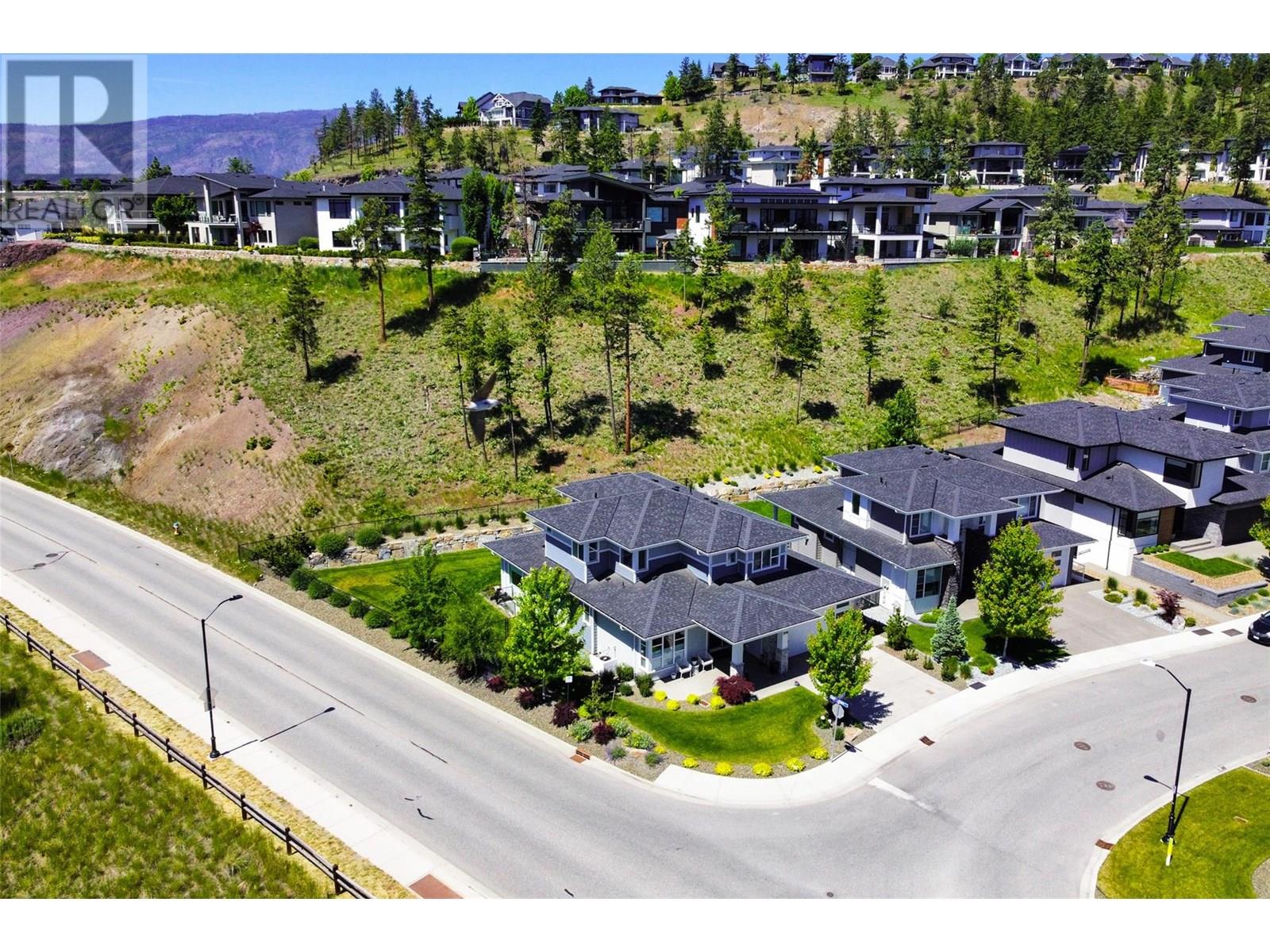 218 Echo Ridge Drive, Kelowna, British Columbia  V1V 0C9 - Photo 3 - 10356063