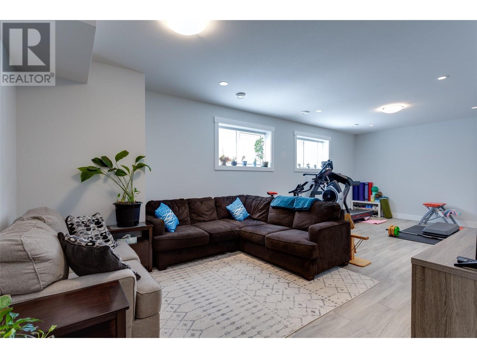 218 Echo Ridge Drive, Kelowna, British Columbia  V1V 0C9 - Photo 45 - 10356063
