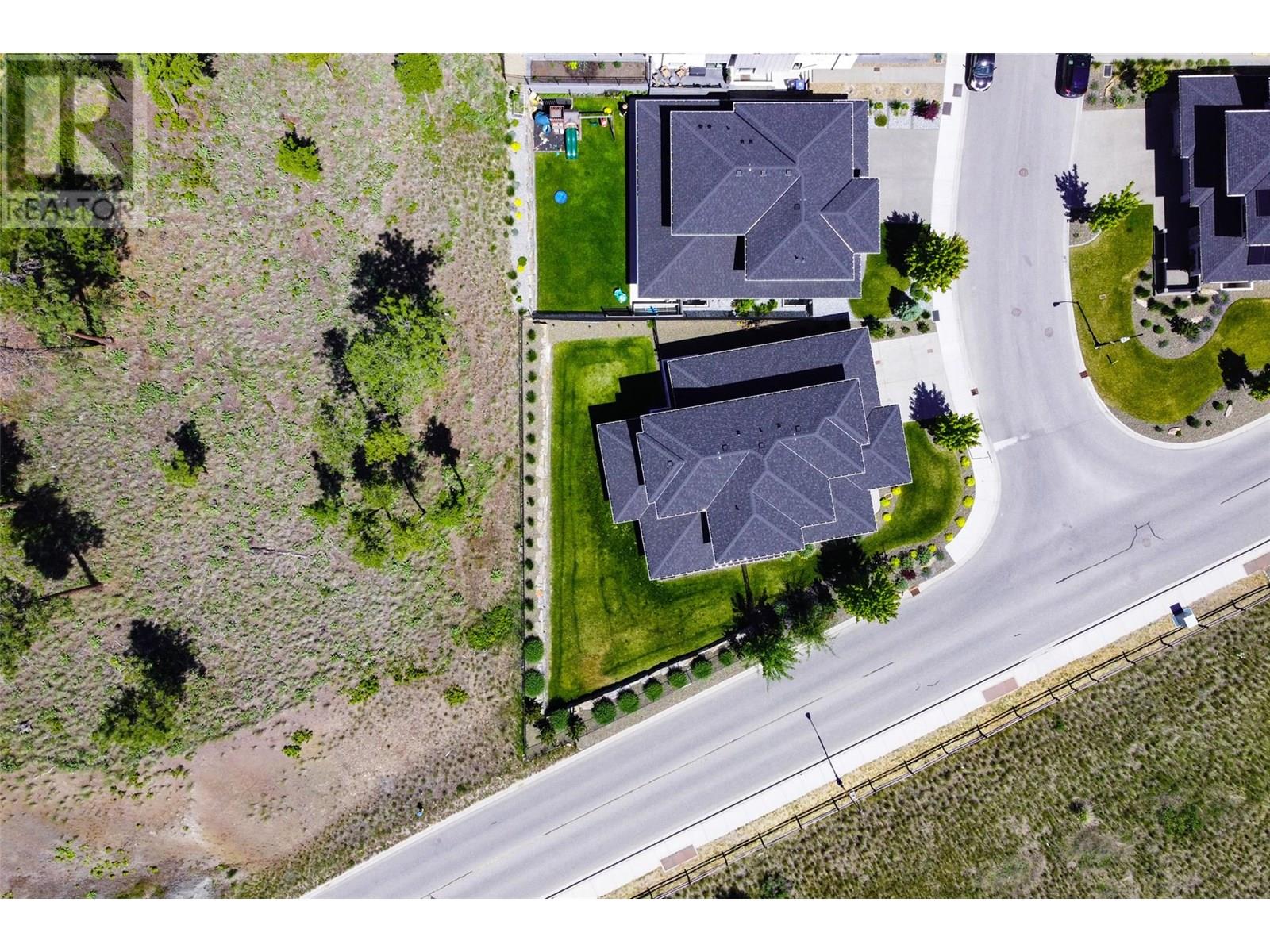 218 Echo Ridge Drive, Kelowna, British Columbia  V1V 0C9 - Photo 5 - 10356063