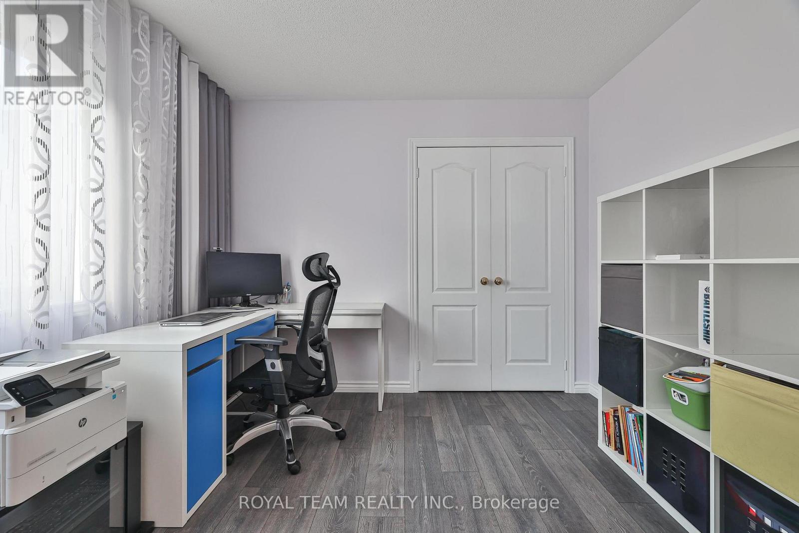 121 Professor Day Drive, Bradford West Gwillimbury, Ontario  L3Z 3B9 - Photo 22 - N12285752