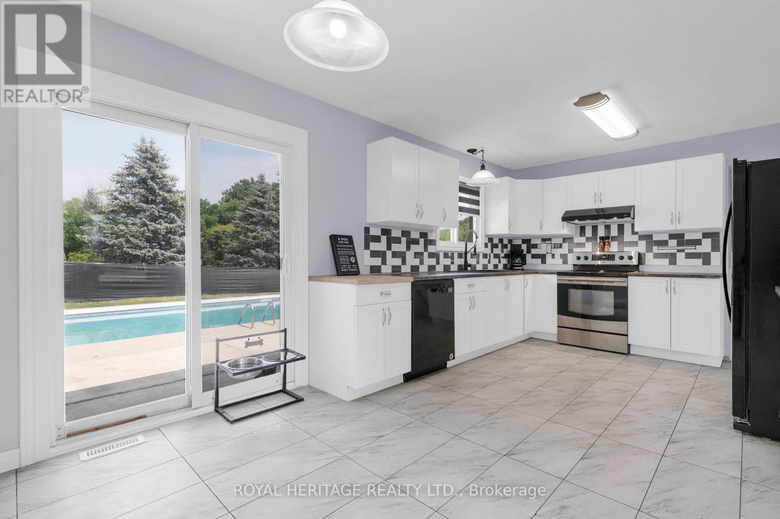 10 Reid Street, Greater Napanee, Ontario  K7R 3V2 - Photo 11 - X12285829